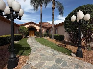 1555 Willow Glen Dr, El Cajon, CA 92019