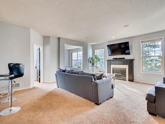 5th image of 11248 Nassau Cir NE