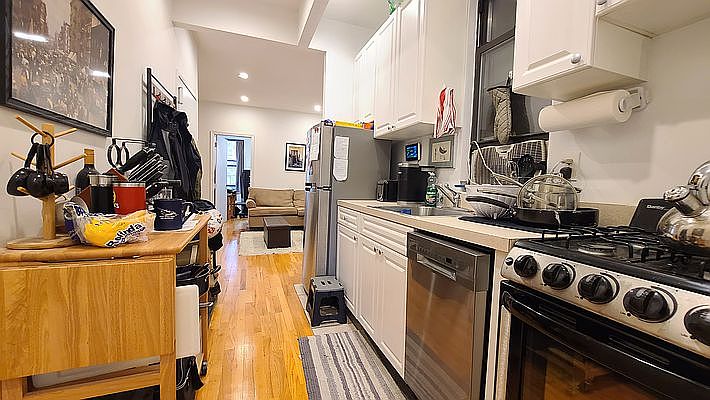1st image of 1711 2nd Ave #5R