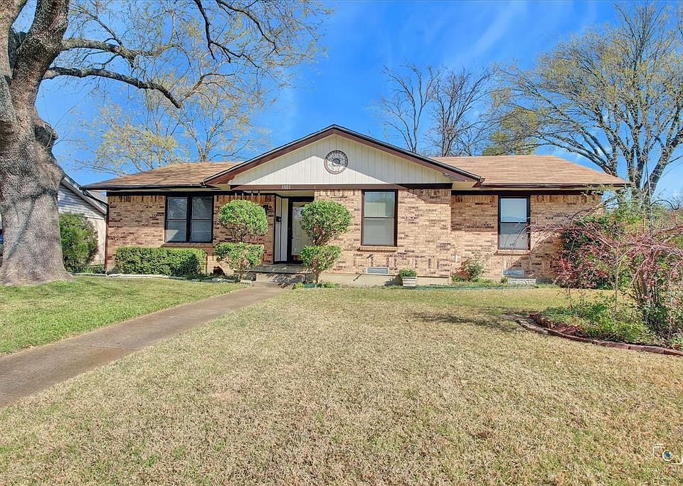 1st image of 1001 Carroll Dr