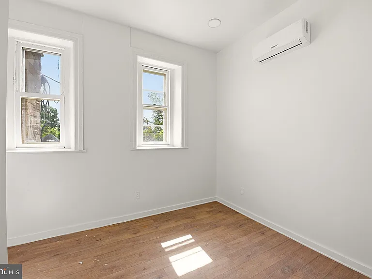 6012 Ridge Ave #6 — Photo 12