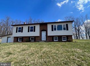 19 Racey Rd, Shanks, WV 26761