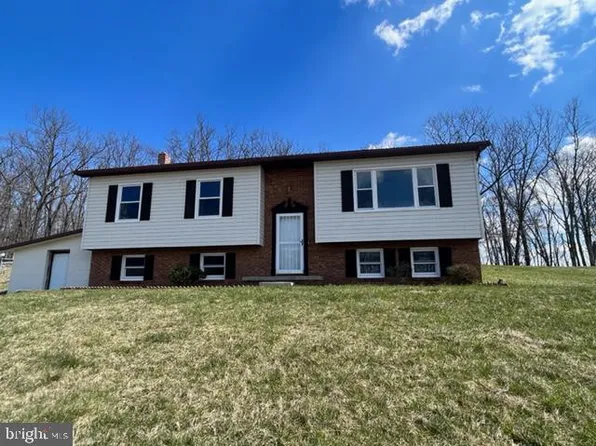 19 Racey Rd, Shanks, WV 26761