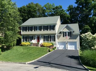 4 Spruce Ln, Scarsdale, NY 10583