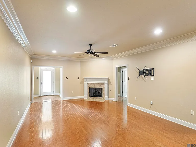 11110 Boardwalk Dr #41 — Photo 4