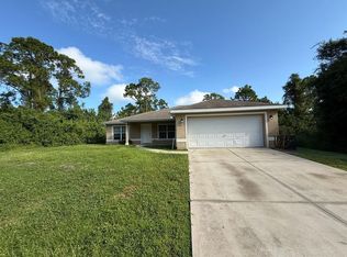 919 Berg St E, Lehigh Acres, FL 33936