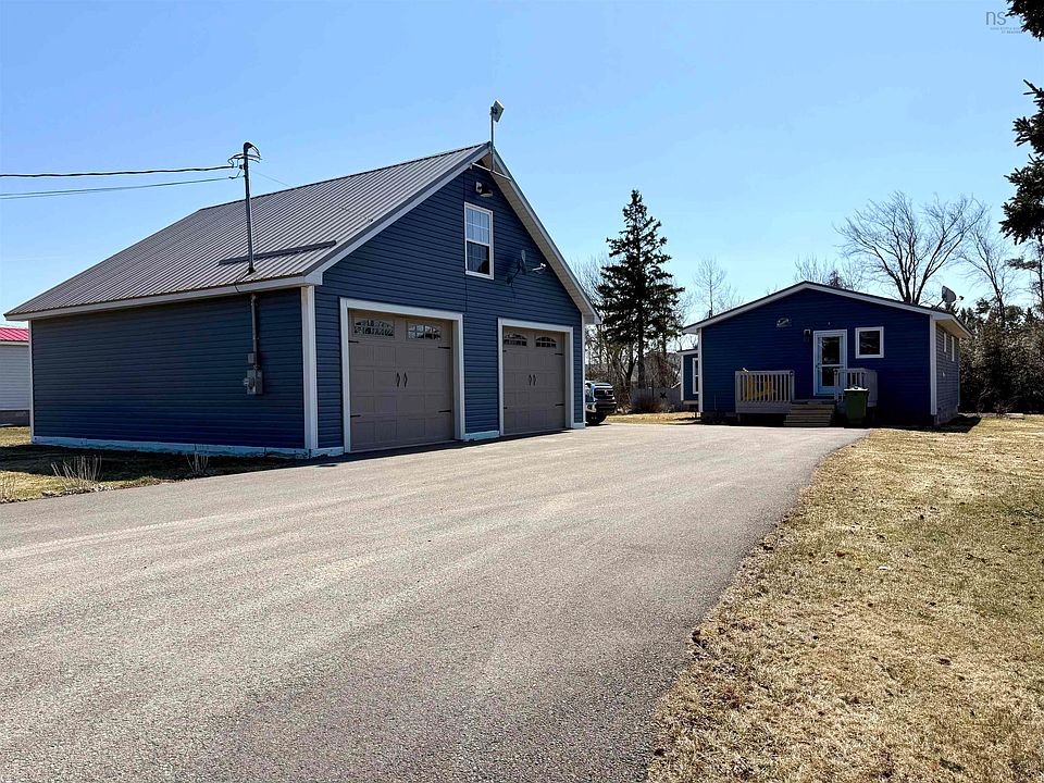 1st image of 10 Island View Ln