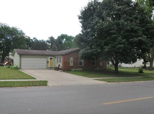 311 17th Ave S, Brookings, SD 57006