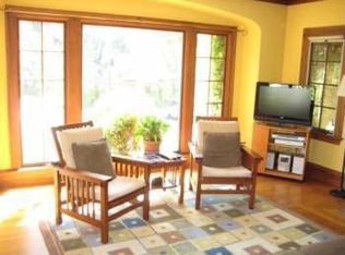 1206 Trestle Glen Rd, Oakland, CA