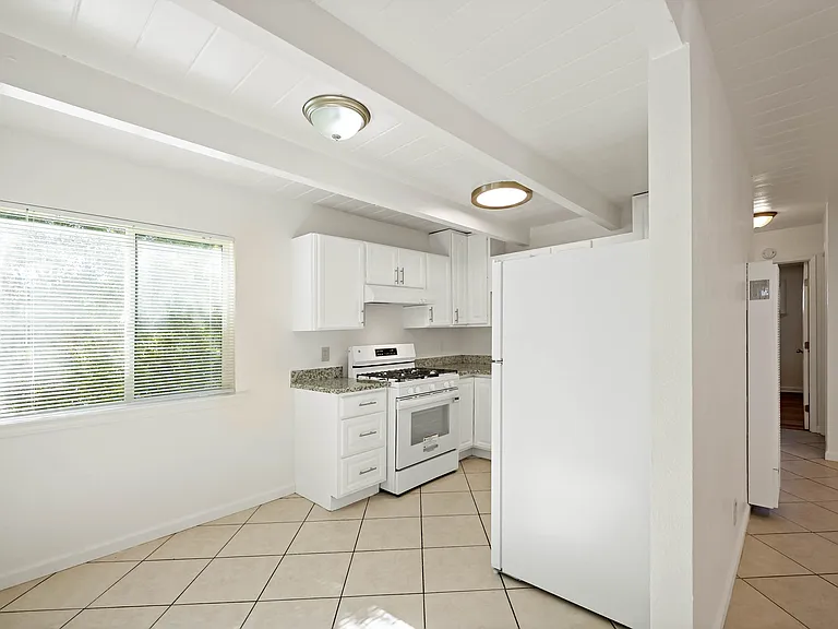 651 S 29th St #645 — Photo 27