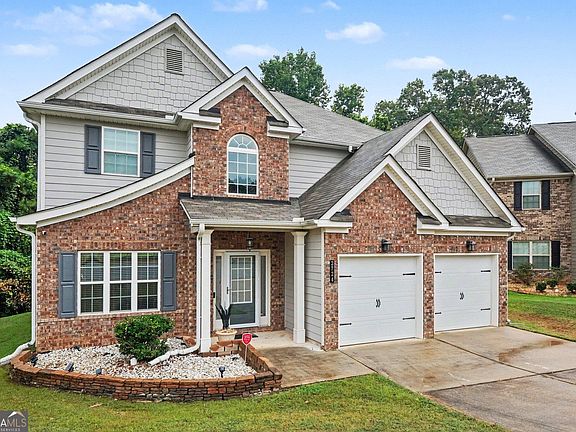 3rd image of 2724 Trey Ct