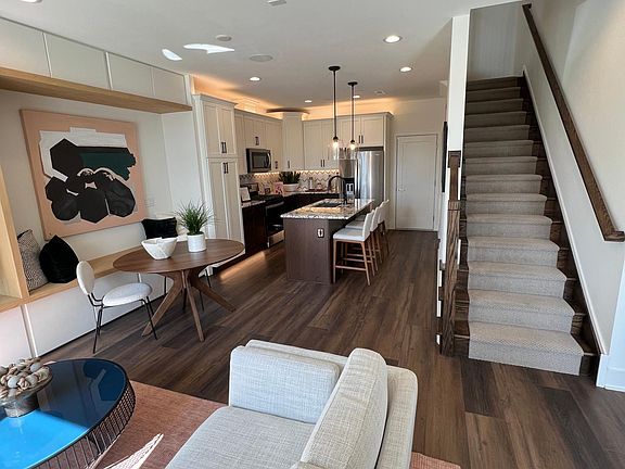 2nd image of 2001 Beach St #3001