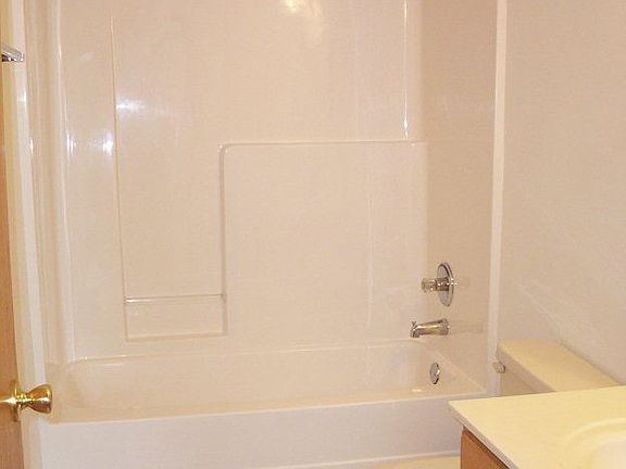 3rd image of 3506 S Leawood Ave