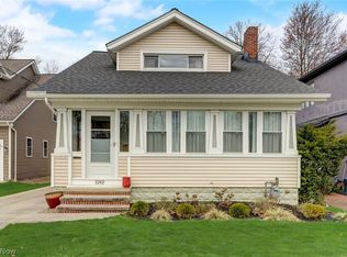 2262 Northview Rd, Rocky River, OH 44116