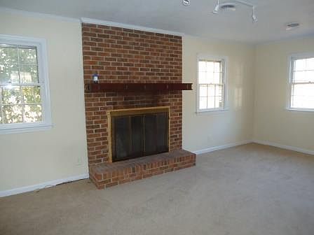 3rd image of 2514 Landis Dr