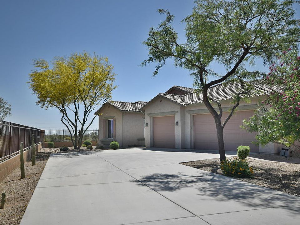 1st image of 47860 N Navidad Ct