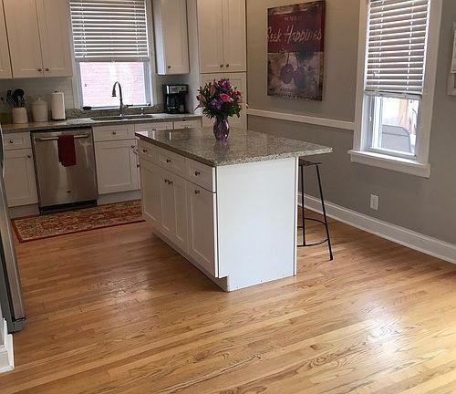 4th image of 3823 N Sacramento Ave