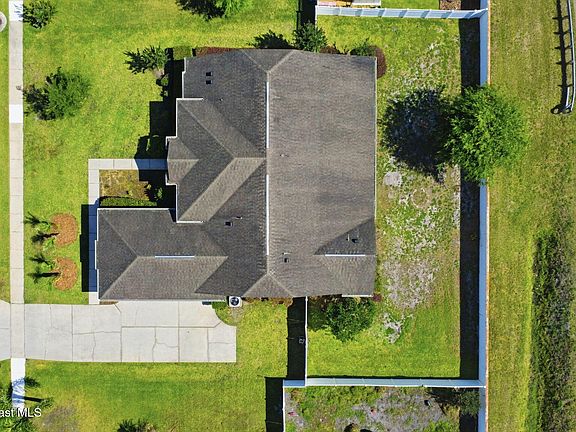 4th image of 5637 Autumn Chase Cir
