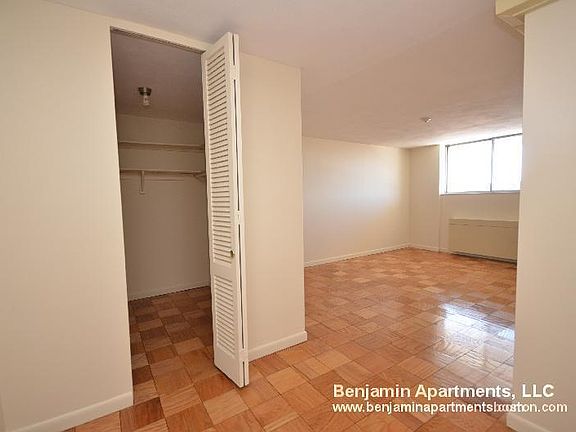 2nd image of 73 Monmouth St #311