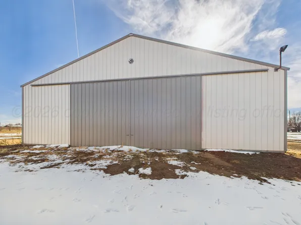 11911 W McCullough Ave, Pampa, TX 79065