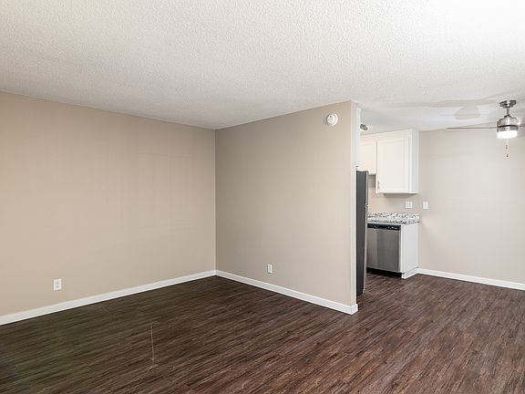 4th image of 450 Alameda Del Prado #450C