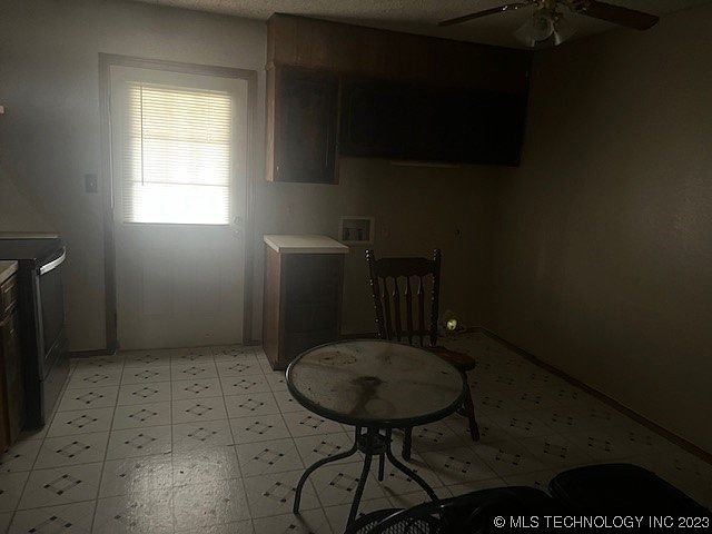 2nd image of 1603 Knox Rd