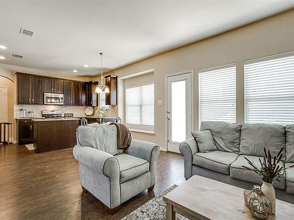 3rd image of 5108 Bluewater Dr