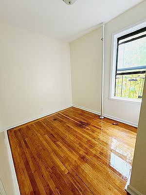 5th image of 558 Parkside Ave APT D8