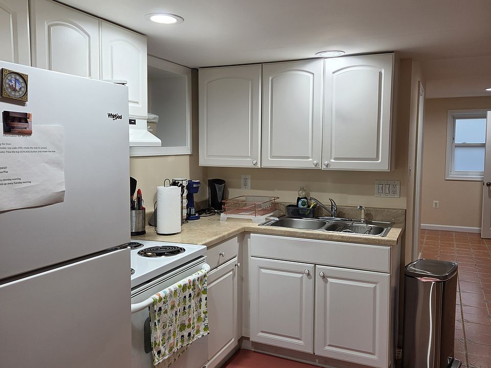 1st image of 15816 Wayne Ave