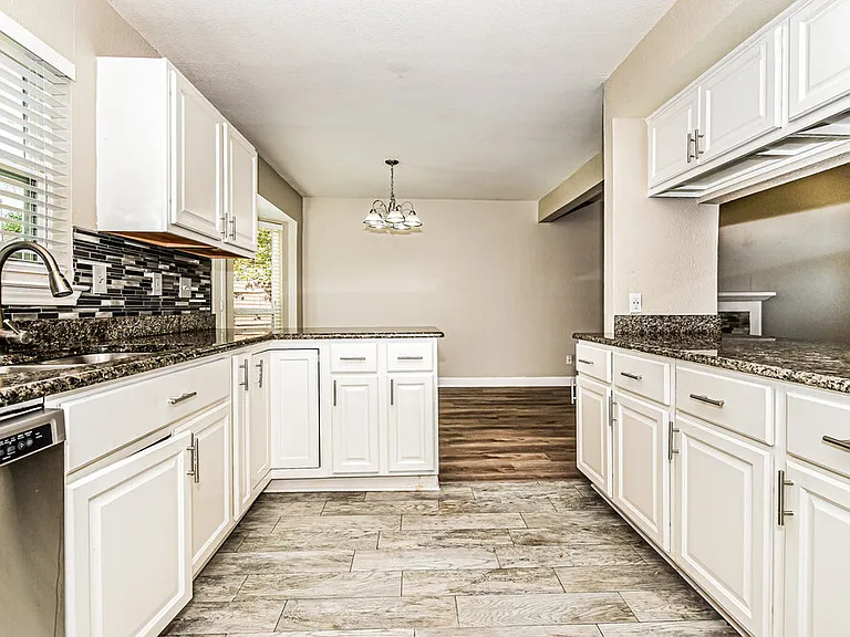 4509 Horizon Dr — Photo 8