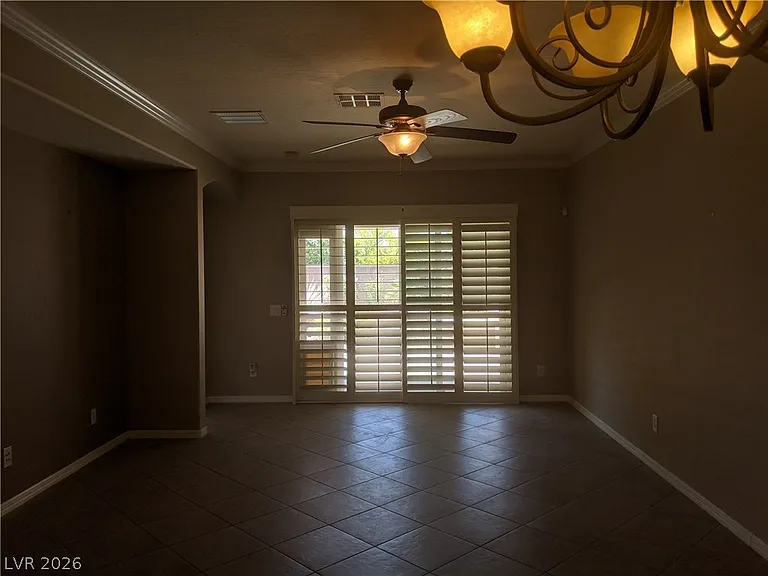 7437 Ravines Ave — Photo 6