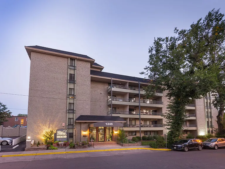 Convenient Living near Historic Humboldt District! — Photo 35