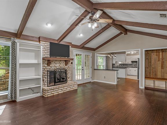 3rd image of 3237 Pinehaven Ln