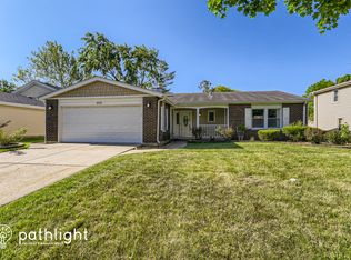 809 Boxwood Ln, Country Club Hills, IL 60089