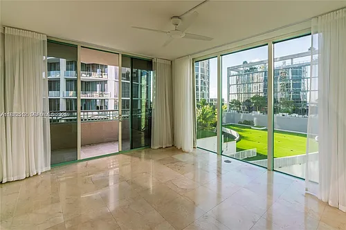 3400 SW 27th Ave #705 Photo 1