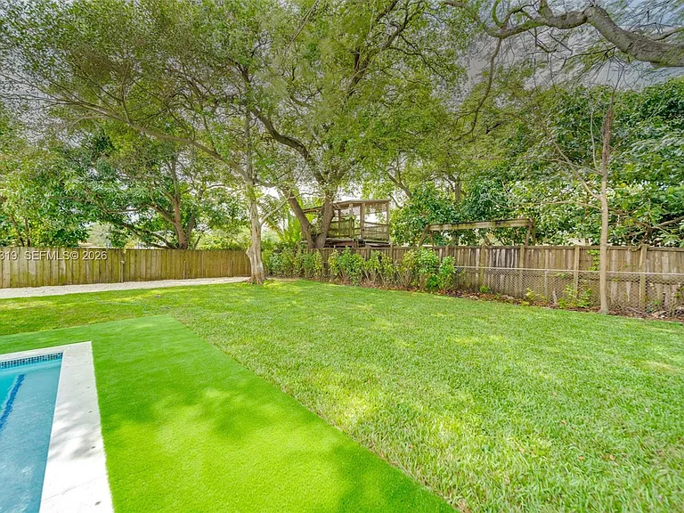 8990 N Miami Ave — Photo 56