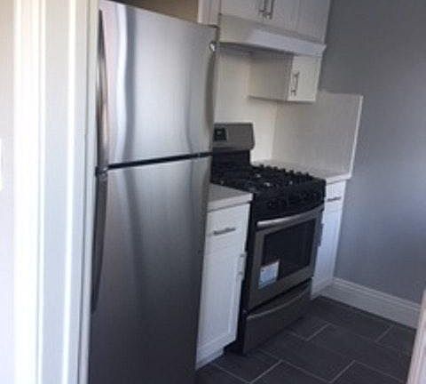 2nd image of 229 Macarthur Blvd APT 1F