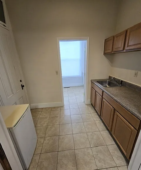 714 State St #1 — Photo 6