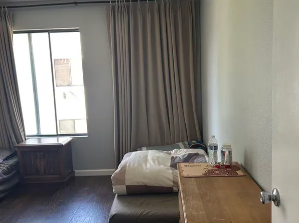 8451 Westmore Rd APT 110, San Diego, CA 92126