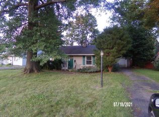 7373 Oregon Trl, Youngstown, OH 44512