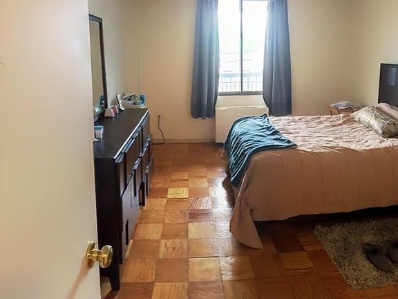 5th image of 60 Longwood Ave #410A