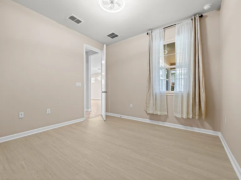 10288 Bonavie Cove Dr — Photo 6