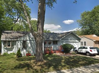 109 Birchwood Dr, Troy, MI 48083