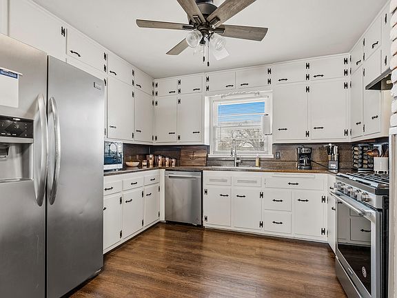 4th image of 707 12th St