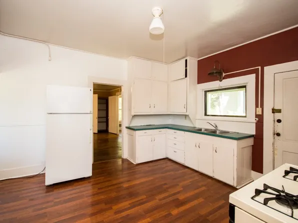 433 SW 5th St, Corvallis, OR 97333