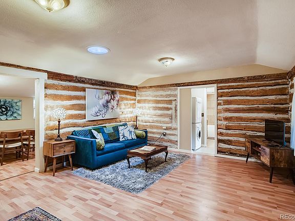 3rd image of 10565 Foster Ave