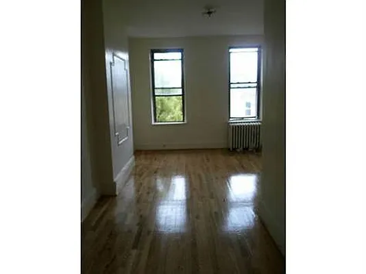 Rented by David W Realty Inc | media 11