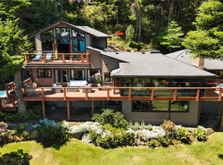 1370 Ivor Rd, Nanaimo, BC V9X1P7