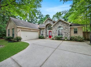 174 N Westwinds Cir, The Woodlands, TX 77382