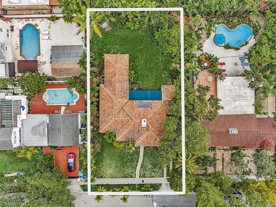 1st image of 1228 SW 17th St